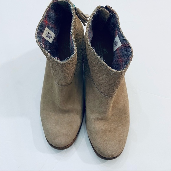 Tom’s Suede Tassled Booties - Picture 2 of 5